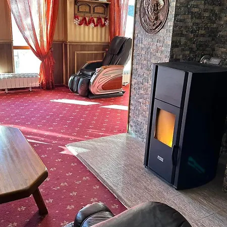 Elea Mountain Apartment
